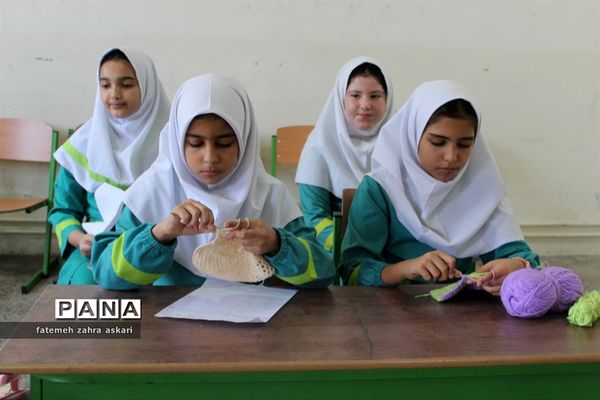 فعالیت‌های اوقات فراغت آموزش و پرورش در گلوگاه