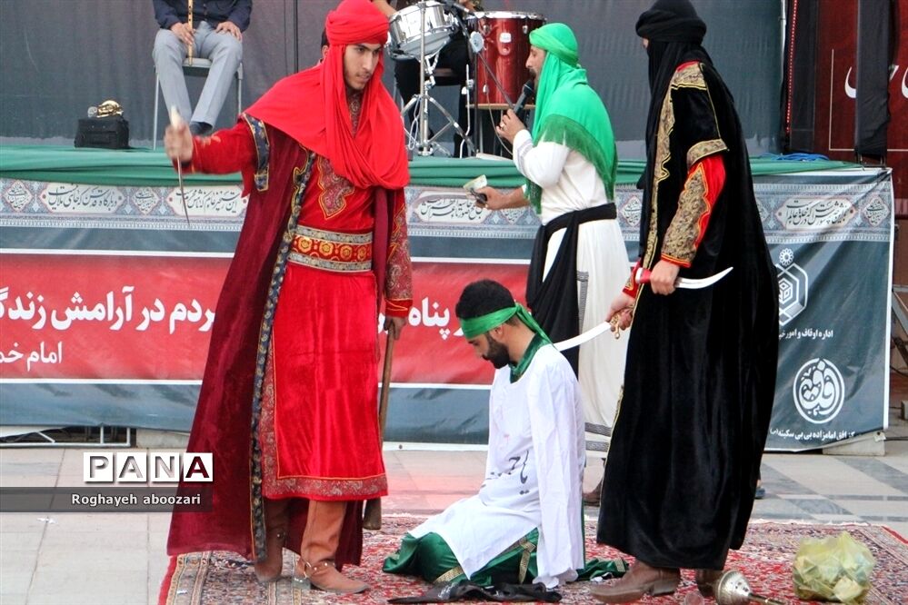 اجرای مراسم تعزیه‌خوانی در آستان مقدس امامزاده بی‌بی‌سکینه صفادشت