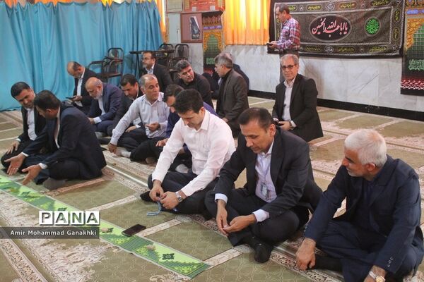 اقامه نماز جماعت در آموزش و پرورش استان بوشهر