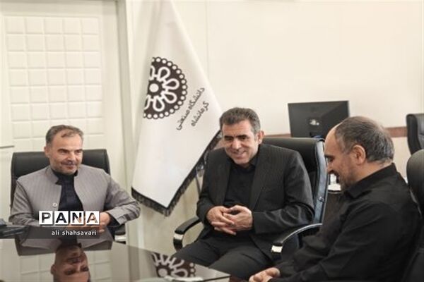 آغاز چهل‌و‌یکمین دوره مسابقات قرآن،عترت و نماز دانش آموزان برگزیده سراسر کشور