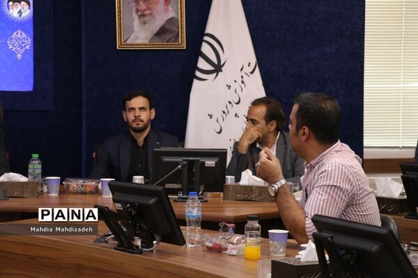 نشست خبری مدیرکل آموزش و پرورش خراسان رضوی با اصحاب رسانه به مناسبت هفته دولت
