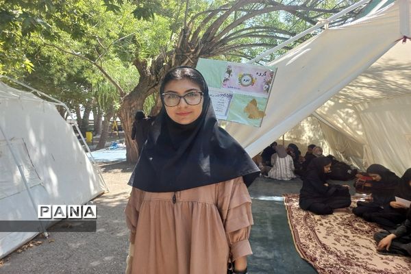 اجرای طرح لبخند در اردوی مثبت دهه هشتادی‌های شهرستان ورامین