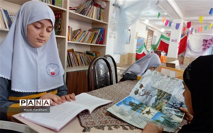 درخشش دانش‌آموزان پایه هفتم قرچک در آزمون استعدادهای درخشان/فیلم