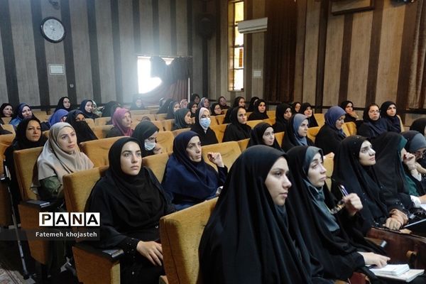 برگزاری کارگاه آموزش ریاضی ویژه آموزگاران دوره ابتدایی شهرستان‌قرچک