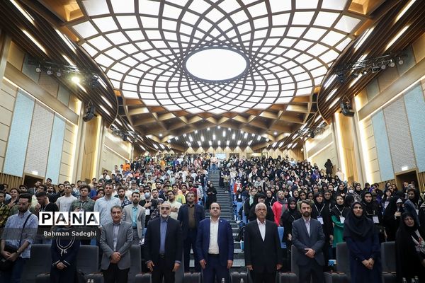 هفتمین دوره روزی با دانشگاه تهران