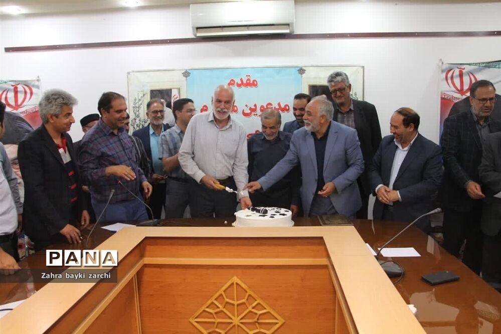 تجلیل از خبرنگاران شهرستان زارچ