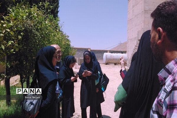 نشست علمی با پروفسور محمد مهدی علیشاهی و بازدید از تونل باد