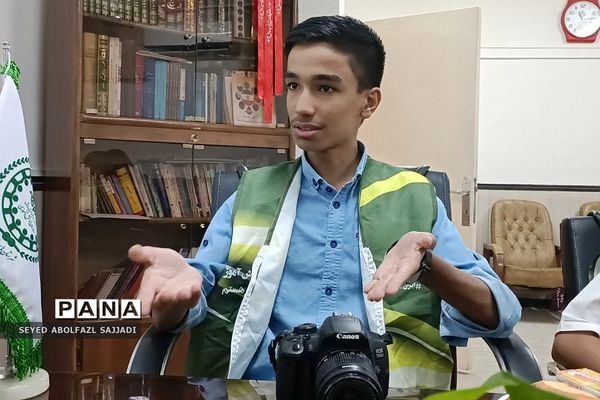 نشست هم‌اندیشی  پسران تیم دانش‌آموزی تولید محتوا سازمان دانش‌آموزی شهرستان‌های تهران