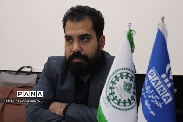 نشست هم‌اندیشی  پسران تیم دانش‌آموزی تولید محتوا سازمان دانش‌آموزی شهرستان‌های تهران