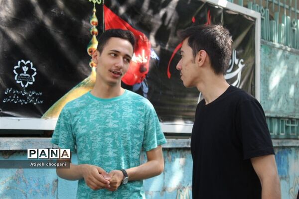 آیین بدرقه دانش‌آموزان پسر منتخب شهر تهران به مرحله نهایی مسابقات قرآن، عترت و نماز