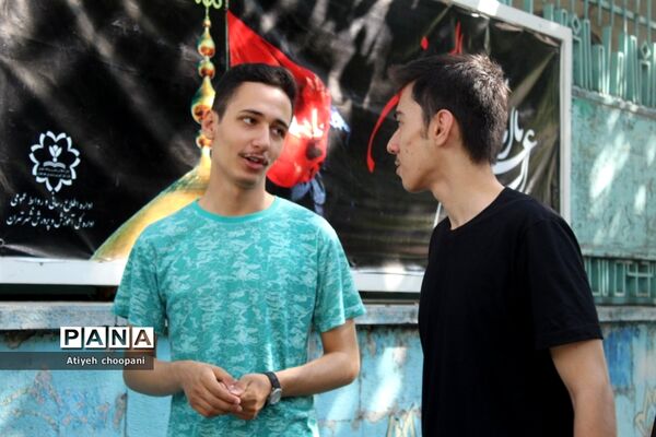 آیین بدرقه دانش‌آموزان پسر منتخب شهر تهران به مرحله نهایی مسابقات قرآن، عترت و نماز