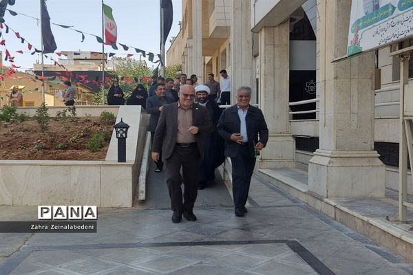 برگزاری نمایشگاه حجاب و عفاف،آثار هنرجویان هنرستان نمونه دولتی مهر