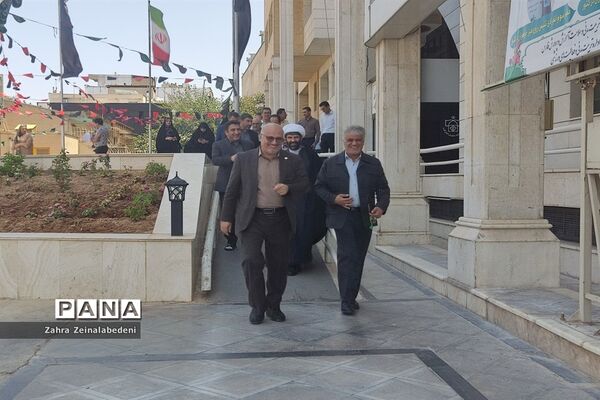 برگزاری نمایشگاه حجاب و عفاف،آثار هنرجویان هنرستان نمونه دولتی مهر