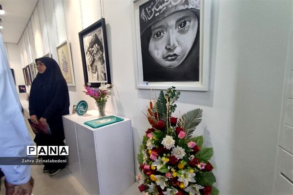 برگزاری نمایشگاه حجاب و عفاف،آثار هنرجویان هنرستان نمونه دولتی مهر