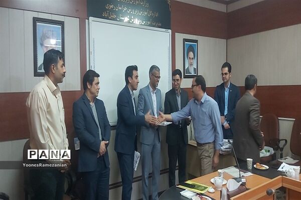 مراسم تجلیل از مربیان کلاس‌های اوقات فراغت تابستان