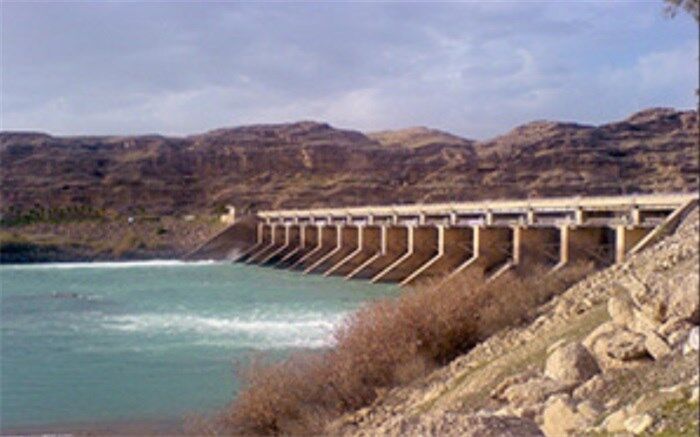 نیمی از ظرفیت سدهای کشور خالی است