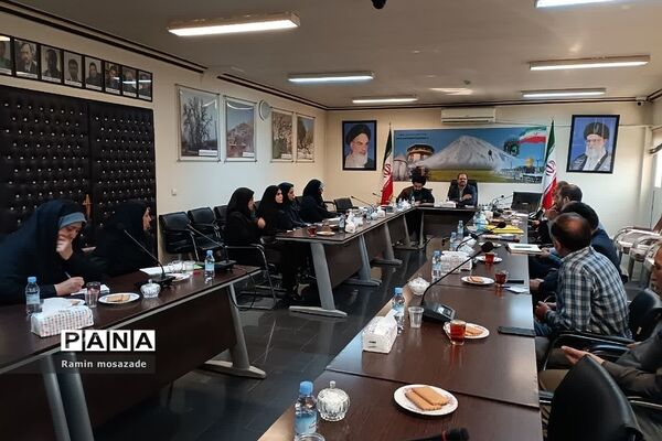 نشست کارگروه عفاف و حجاب شورای فرهنگ عمومی در رودهن