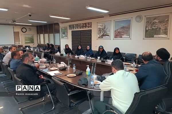 نشست کارگروه عفاف و حجاب شورای فرهنگ عمومی در رودهن