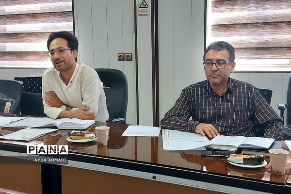 مصاحبه مدیران متقاضی تصدی مدیریت مدارس در فشافویه