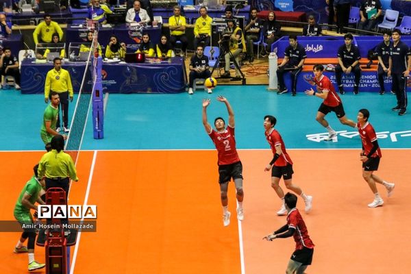 دیدار تیم‌های والیبال کره جنوبی و پاکستان