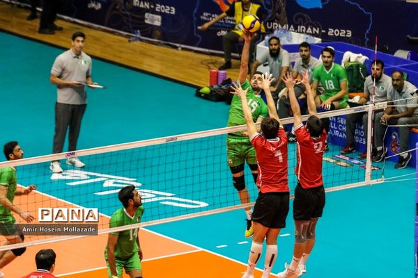 دیدار تیم‌های والیبال کره جنوبی و پاکستان