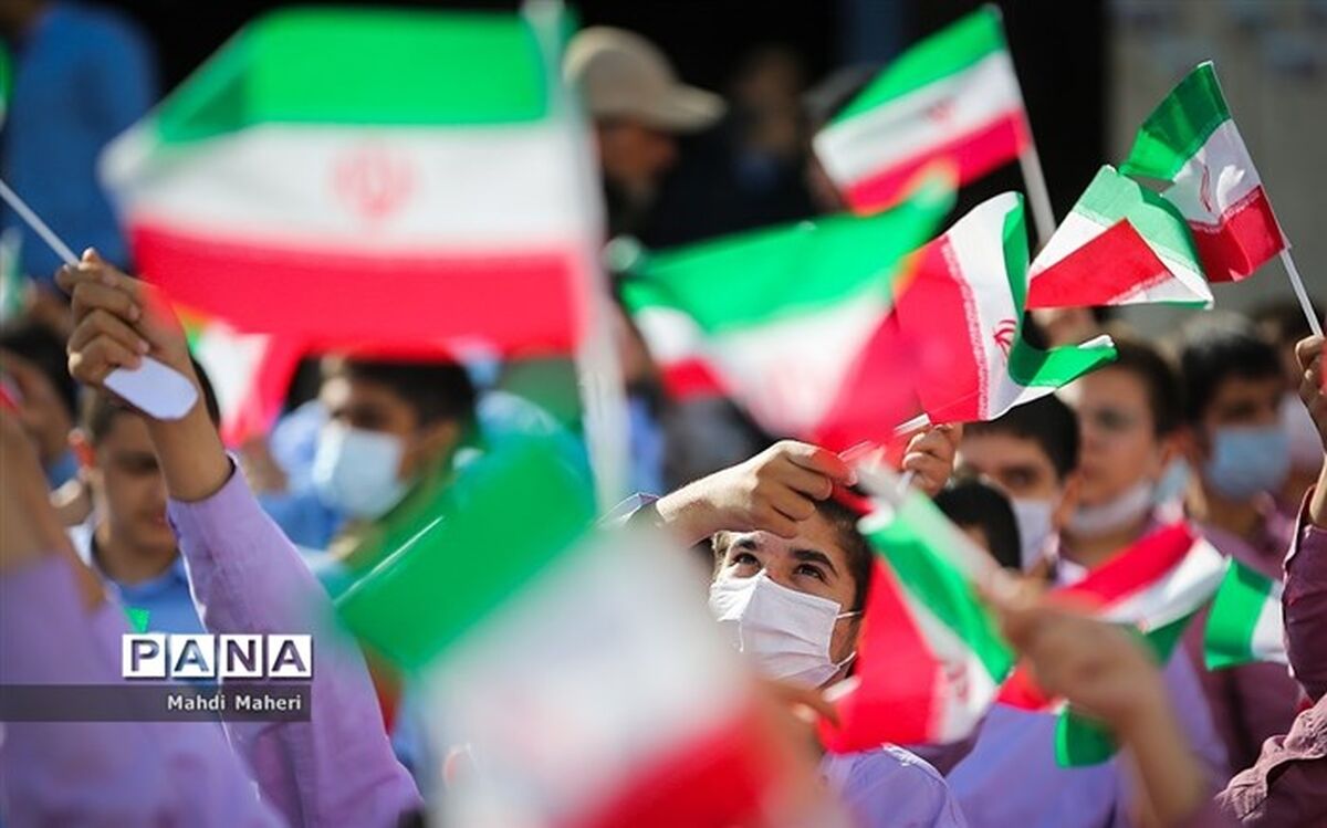 احیای شعائر ملی‌  و دینی در گرو تغییر اساسی محتوای کتب درسی است