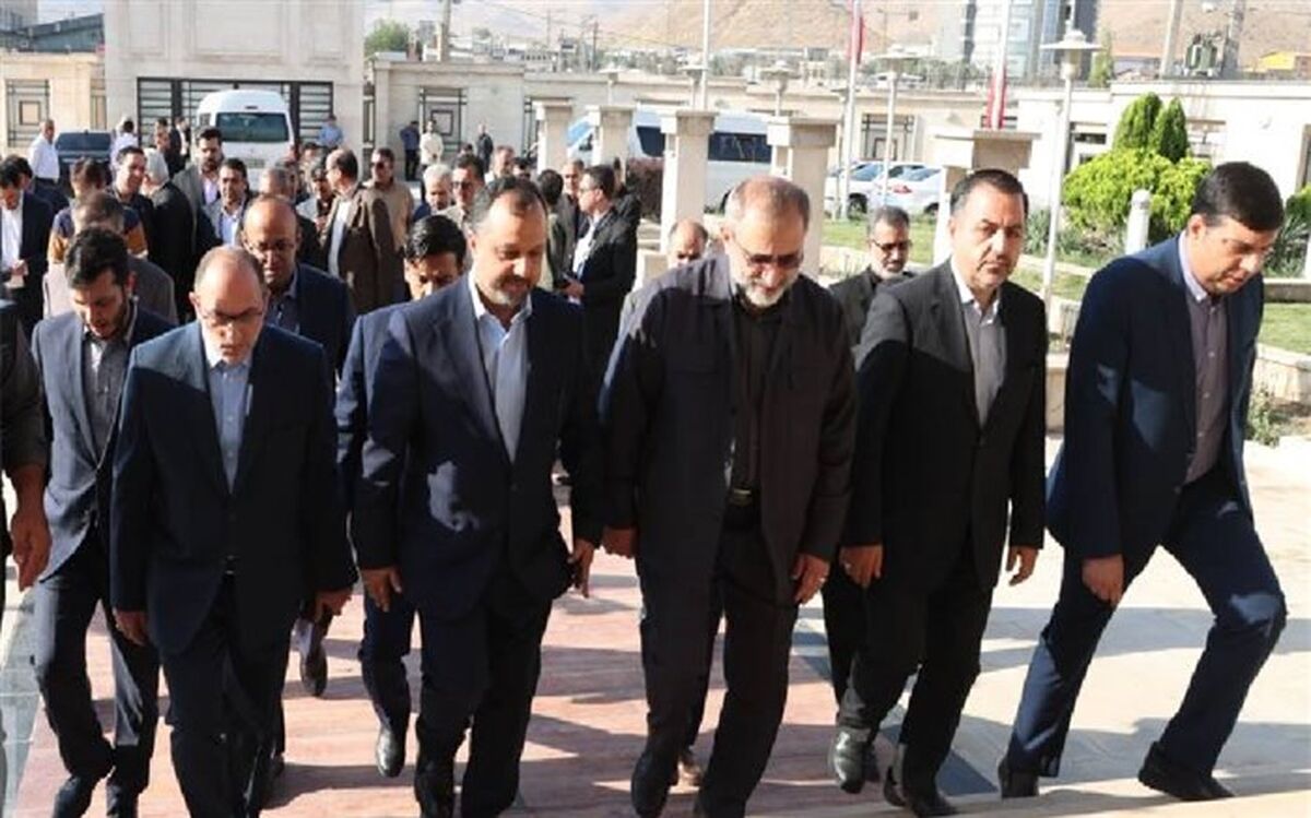 افتتاح پروژه پل و روشنایی و ایمن سازی محور شازند