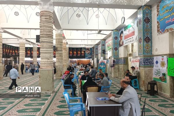برپایی میز خدمت در مصلی نماز جمعه بهبهان به مناسبت هفته دولت