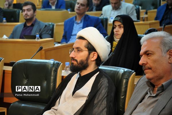 بیست و یکمین نشست کشوری معاونان آموزشی و نمایندگان نشریات رشد