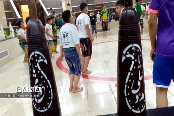 ورزش زورخانه‌ای دانش‌آموزان ناحیه یک  بهارستان