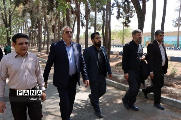 بازدید معاون پرورشی و فرهنگی وزارت آموزش و پرورش از اردوی استانی مثبت هشتادیا