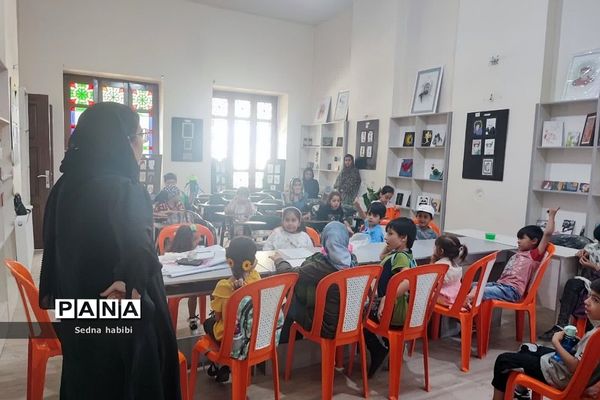 برگزاری کلاس‌های خلاقیت در کانون فرهنگی و تربیتی شهید حاج قاسم سلیمانی رودهن
