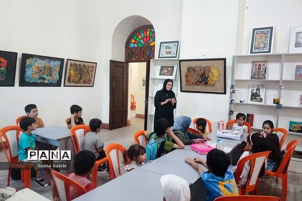 برگزاری کلاس‌های خلاقیت در کانون فرهنگی و تربیتی شهید حاج قاسم سلیمانی رودهن