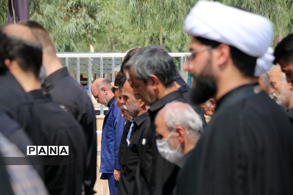 مراسم تشییع پیکر ابوالشهیدین «برجعلی زاده» در قم