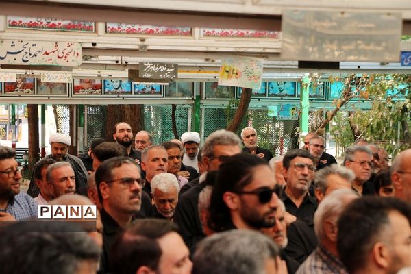 مراسم تشییع پیکر ابوالشهیدین «برجعلی زاده» در قم