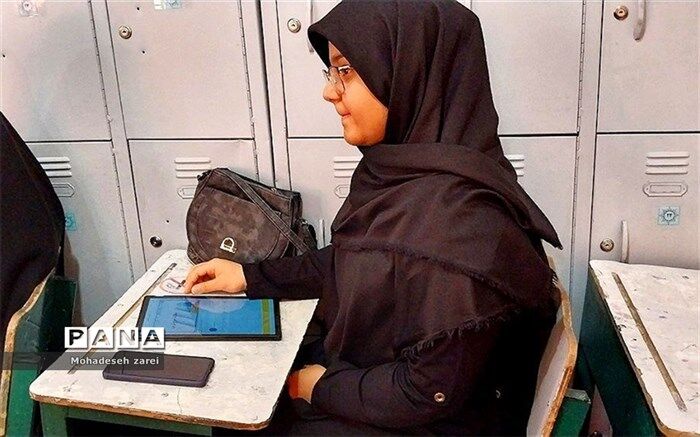 کارگاه آموزش سواد مالی در مدرسه دخترانه ارشاد قرچک/فیلم