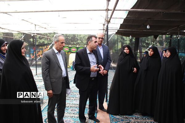آیین استقبال چهل و یکمین دوره مسابقات قرآن، عترت و نماز دانش‌آموزان دختر در کرمانشاه