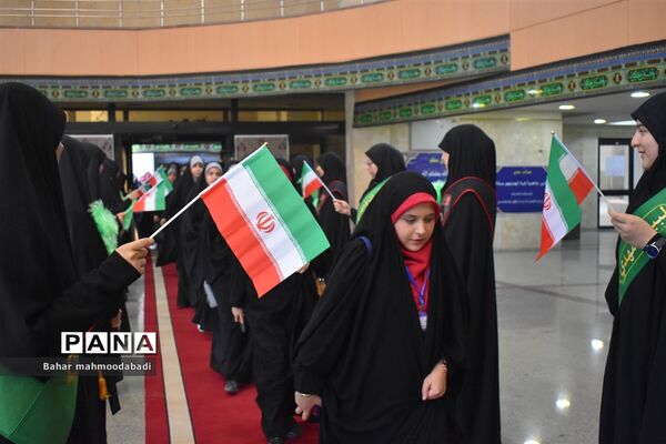 آغاز چهل‌و‌یکمین دوره مسابقات قرآن، عترت و نماز دانش‌آموزان دختر سراسر کشور