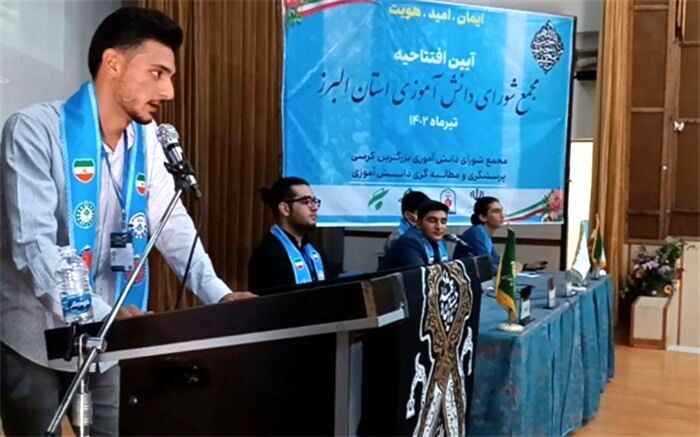 مجلس دانش‌آموزی بخشی از فرآیند تربیتی نخبگان است
