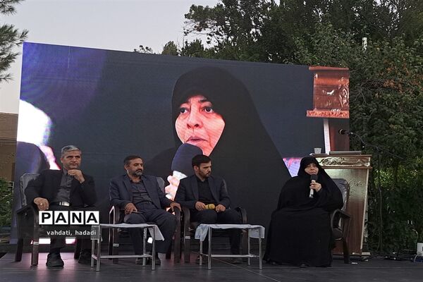 کارگاه آموزشی اردویی ویژه مدیران و مؤسسان مدارس غیردولتی تمام نواحی مشهد