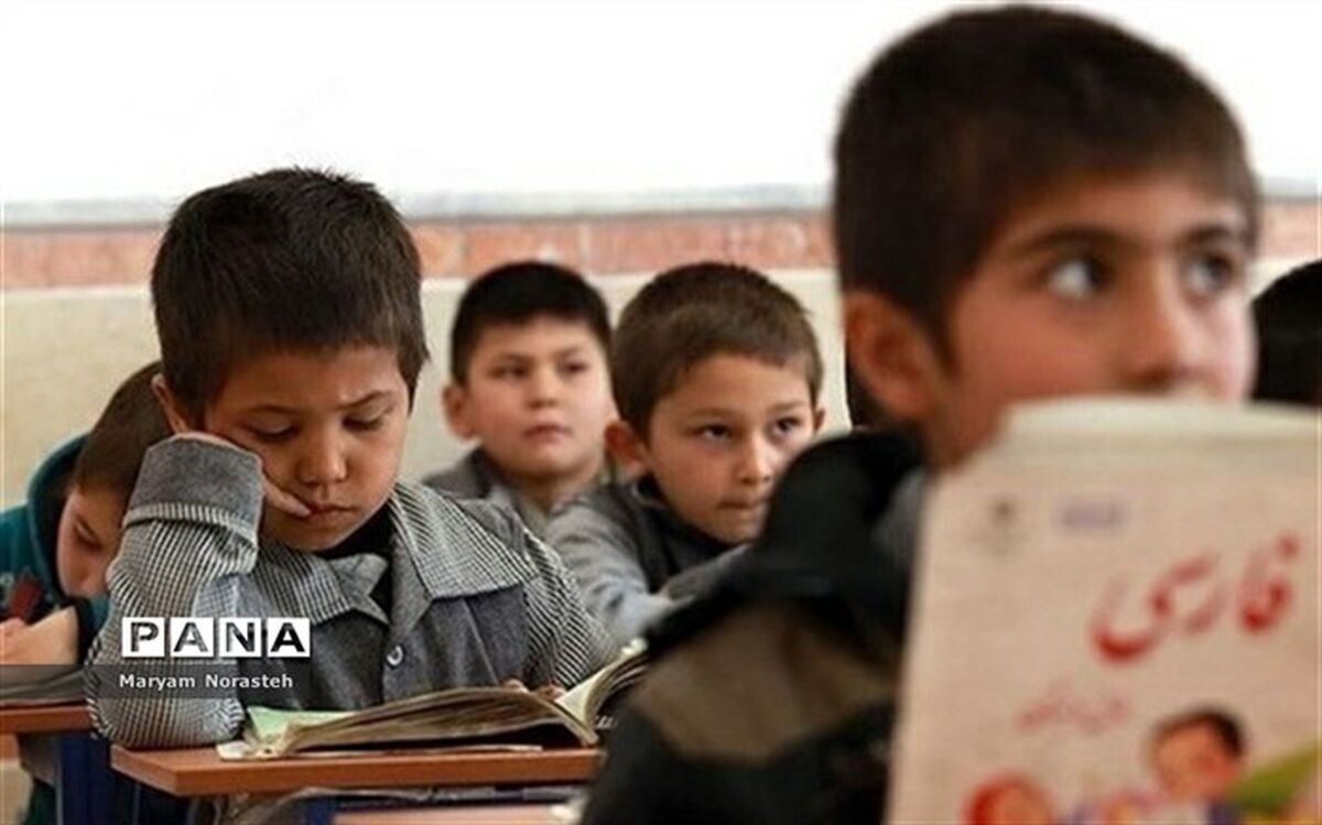 جذب دانش‌آموزان ‌؛بازمانده از تحصیل در منطقه تبادکان