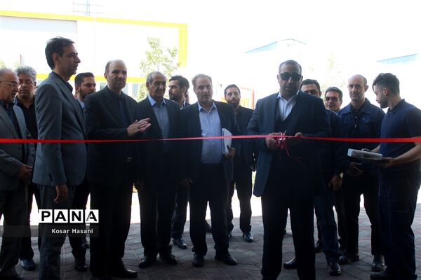 تجدید بیعت مسئولان استانی با شهیدان در اولین روز از هفته دولت