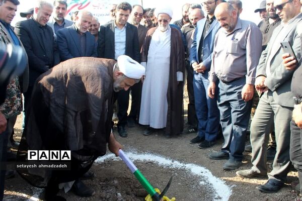 کلنگ زنی احداث مخزن ذخیره آب شرب روستای اوارد‌ گلوگاه