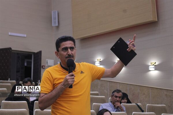 نشست خبری رئیس سازمان جهاد کشاورزی آذربایجان شرقی