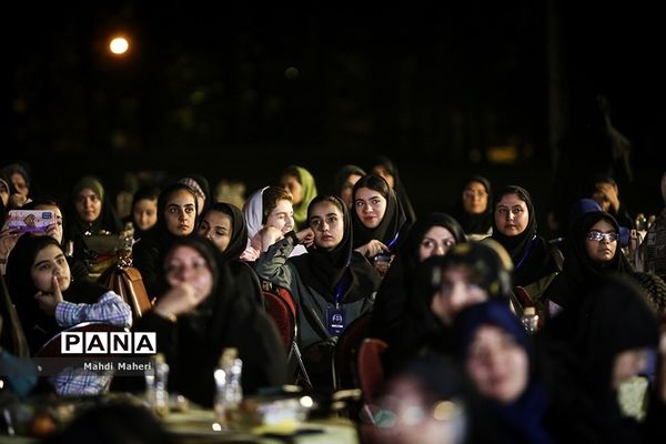 آیین اختتامیه پویش کتاب‌خوانی هیس‌طوری