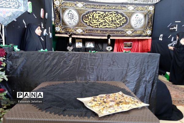 موکب‌داری نمادین اربعین در محفل دختران بهشتی