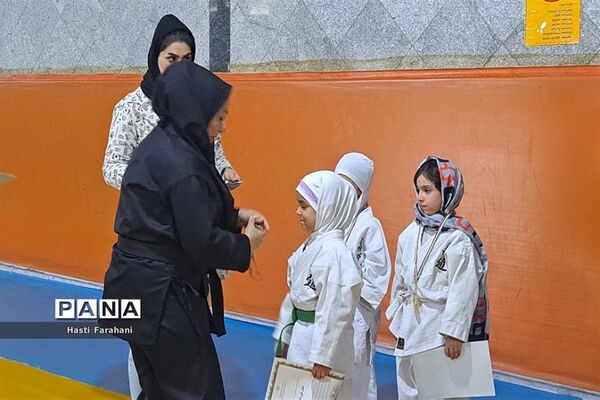 برگزاری اولین دوره مسابقات انتخابیه جودوی بانوان در شهرستان‌قرچک
