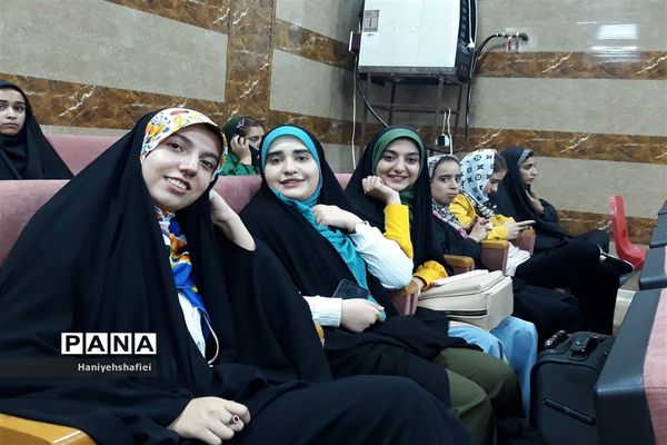 مراسم اعزام و بدرقه زیارت اولی‌های استان فارس به حرم امام رضا(ع)