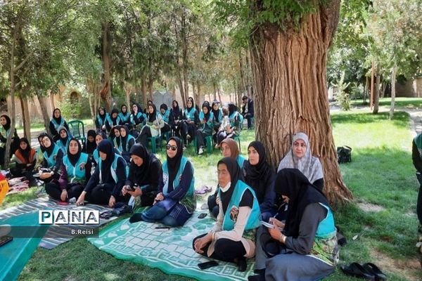 دوره توانمند‌سازی مربیان پیشتاز استان چهارمحال و بختیاری