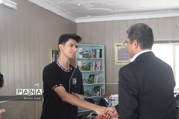 بازدید از خانه یاریگران زندگی استان بوشهر